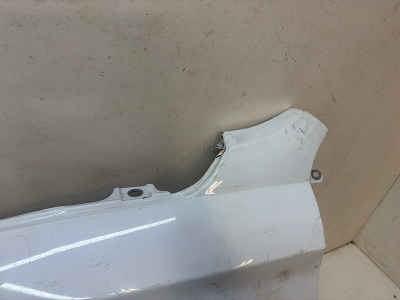 Крыло переднее левое