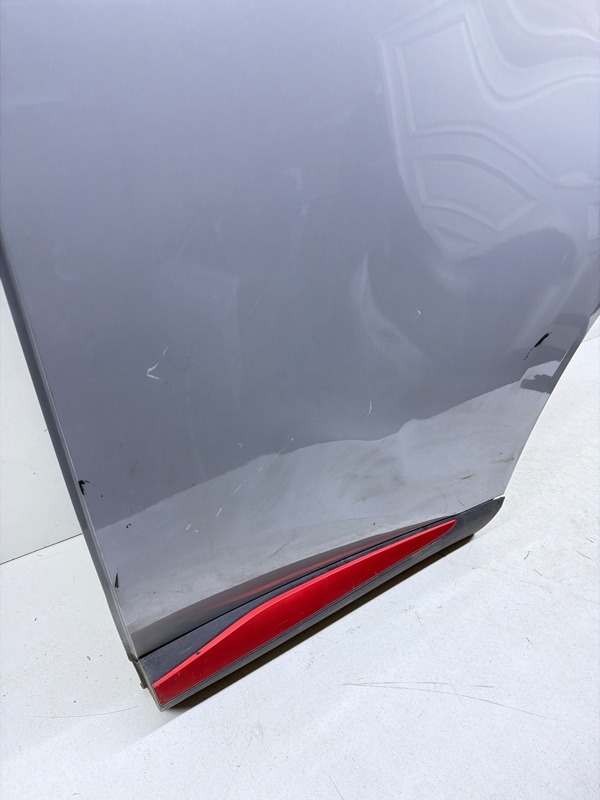 Дверь задняя левая