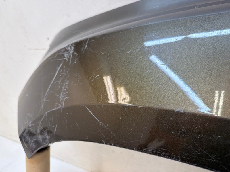 Крыло переднее левое