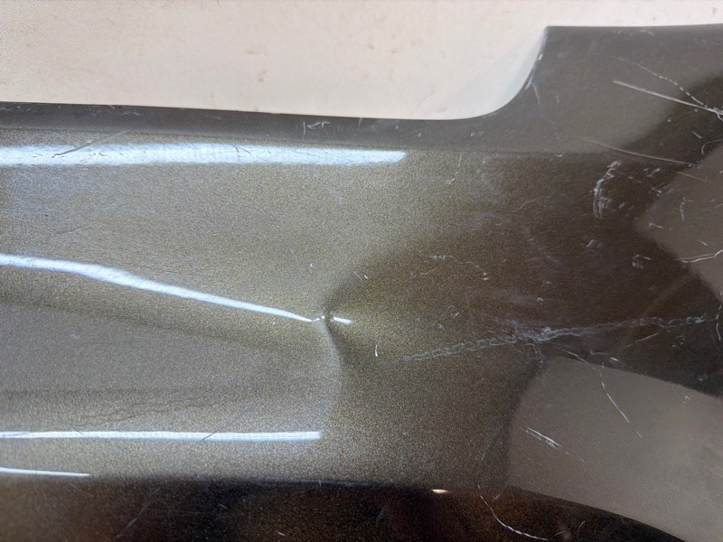 Крыло переднее левое