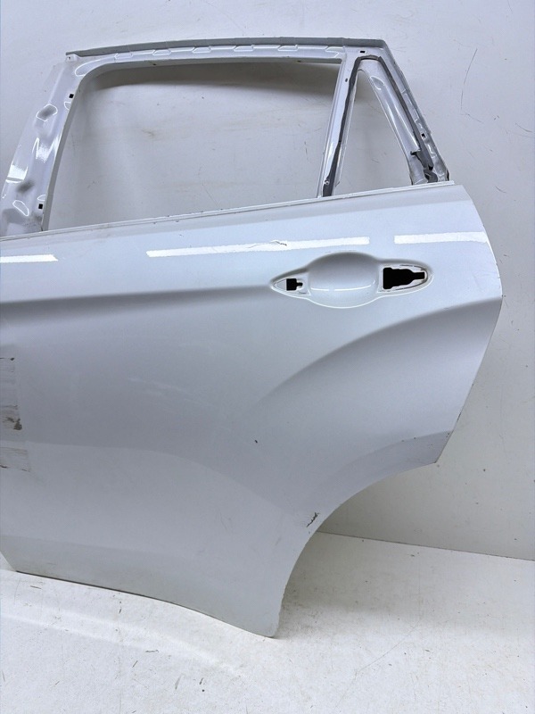 Дверь задняя левая