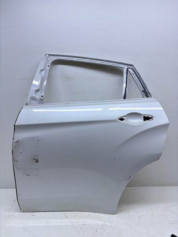 Дверь задняя левая