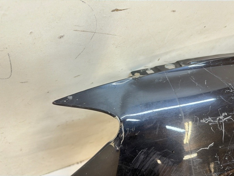 Крыло переднее левое