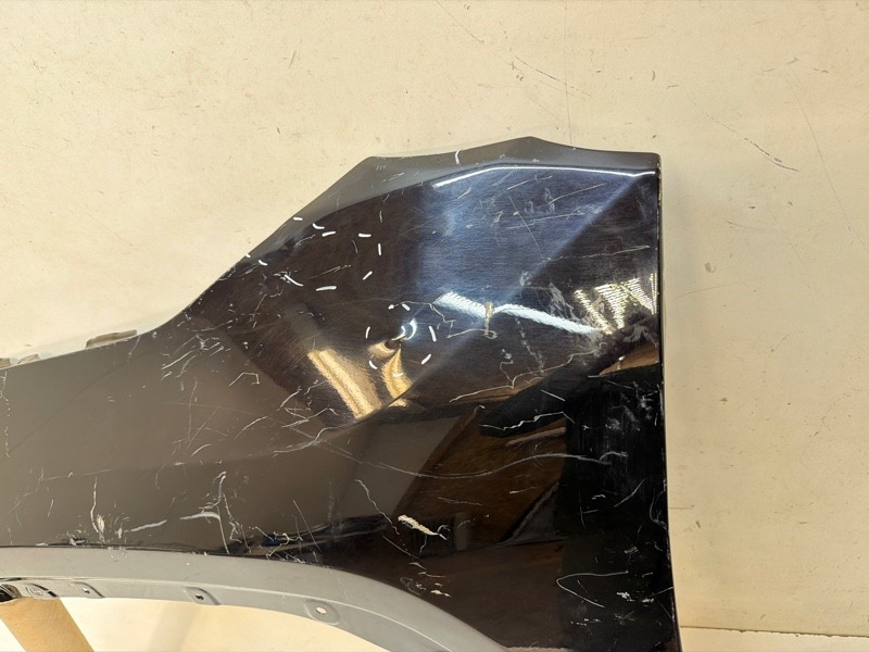 Крыло переднее левое