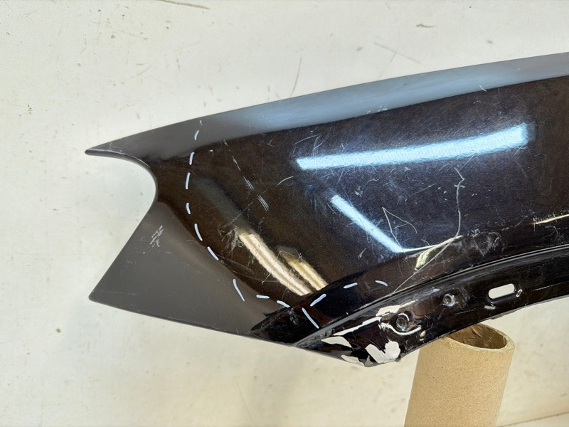 Крыло переднее левое