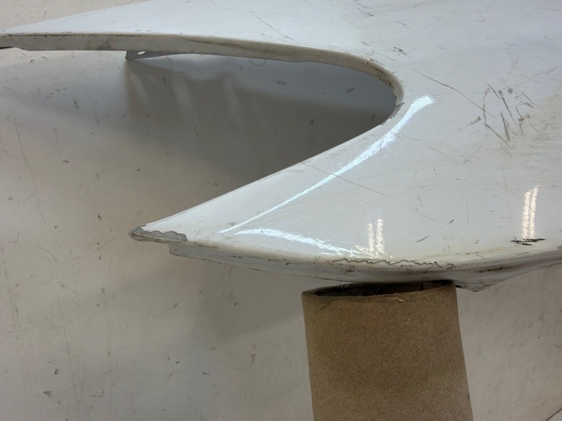 Крыло переднее левое