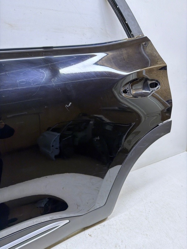 Дверь задняя левая