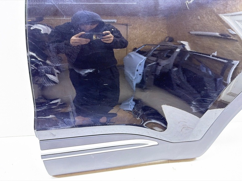 Дверь задняя левая