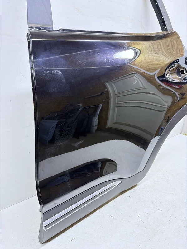 Дверь задняя левая