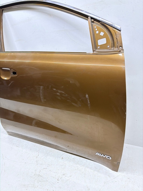 Дверь передняя правая