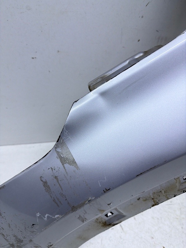 Крыло переднее левое