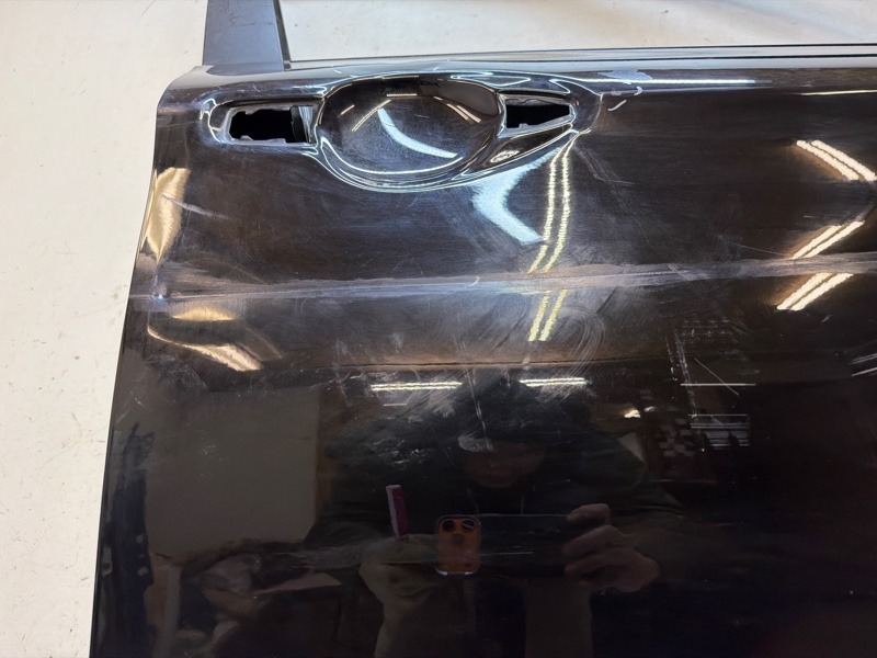 Дверь передняя правая