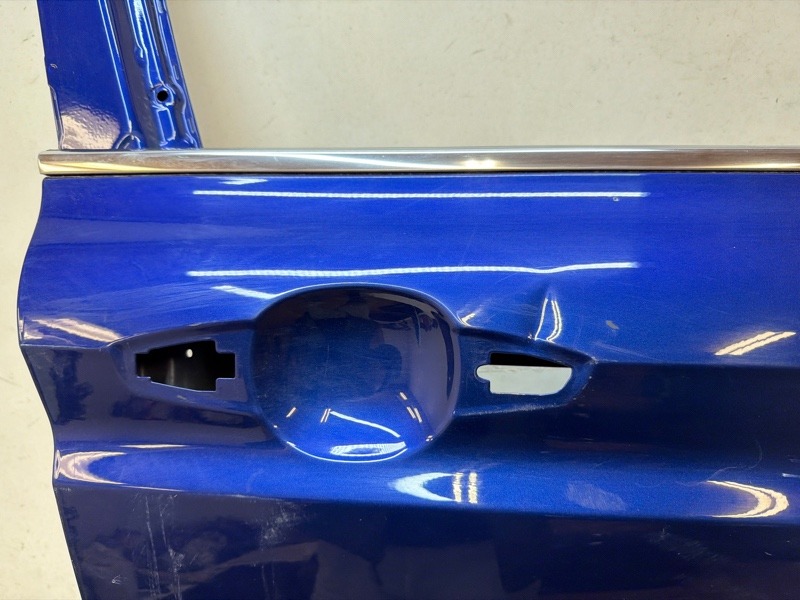 Дверь передняя правая