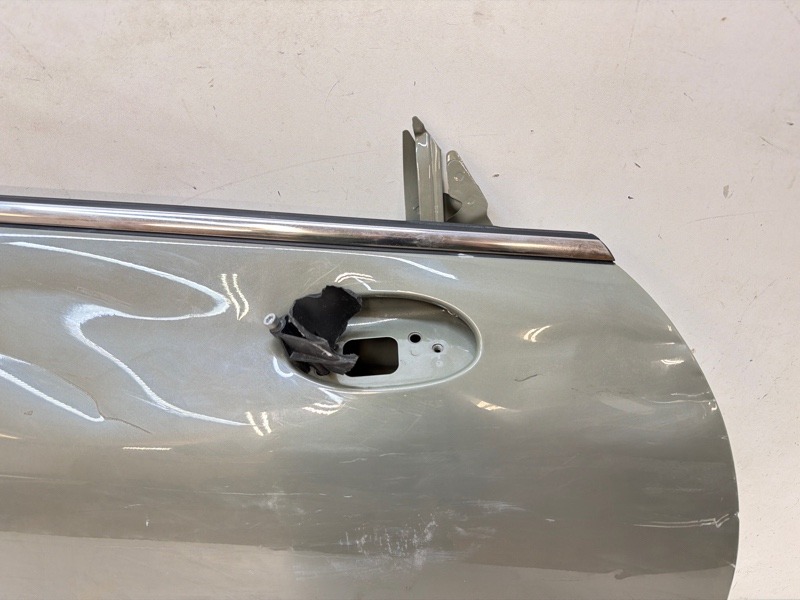 Дверь передняя правая