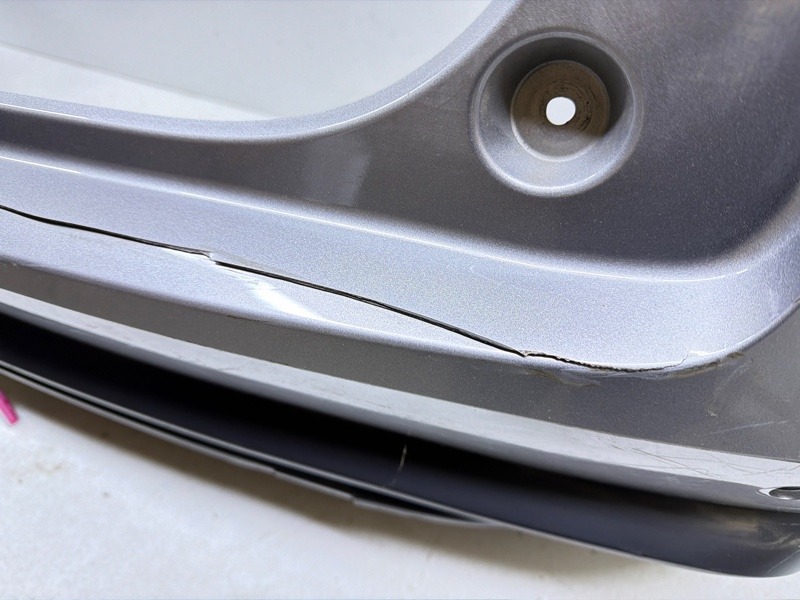 Бампер задний