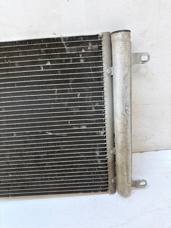 Радиатор кондиционера / конденсер