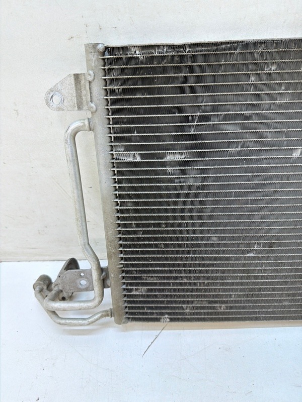 Радиатор кондиционера / конденсер