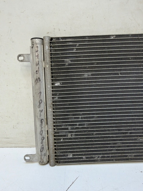Радиатор кондиционера / конденсер