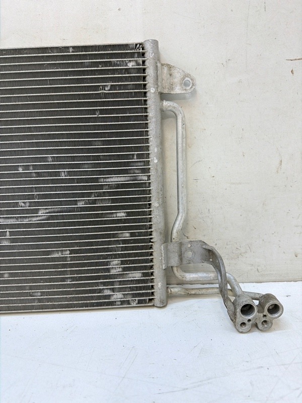 Радиатор кондиционера / конденсер