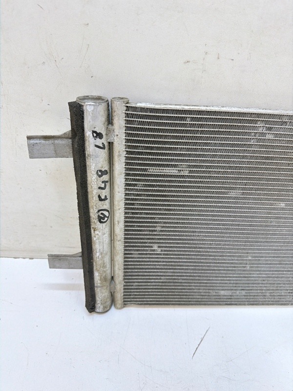 Радиатор кондиционера / конденсер
