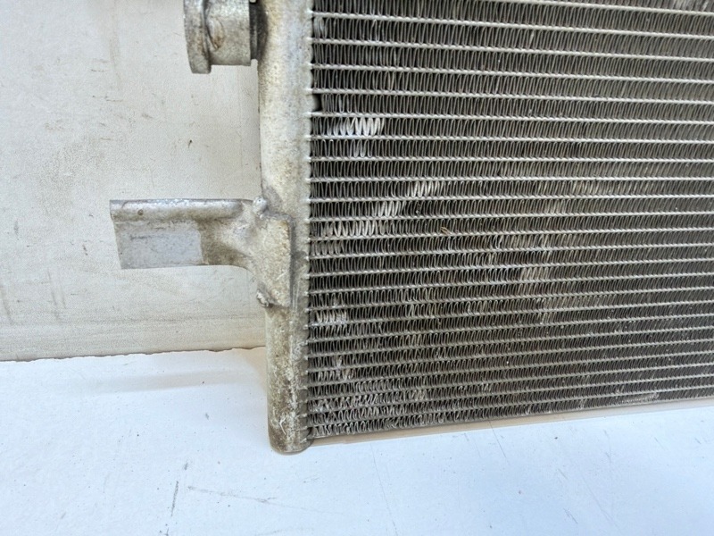 Радиатор кондиционера / конденсер