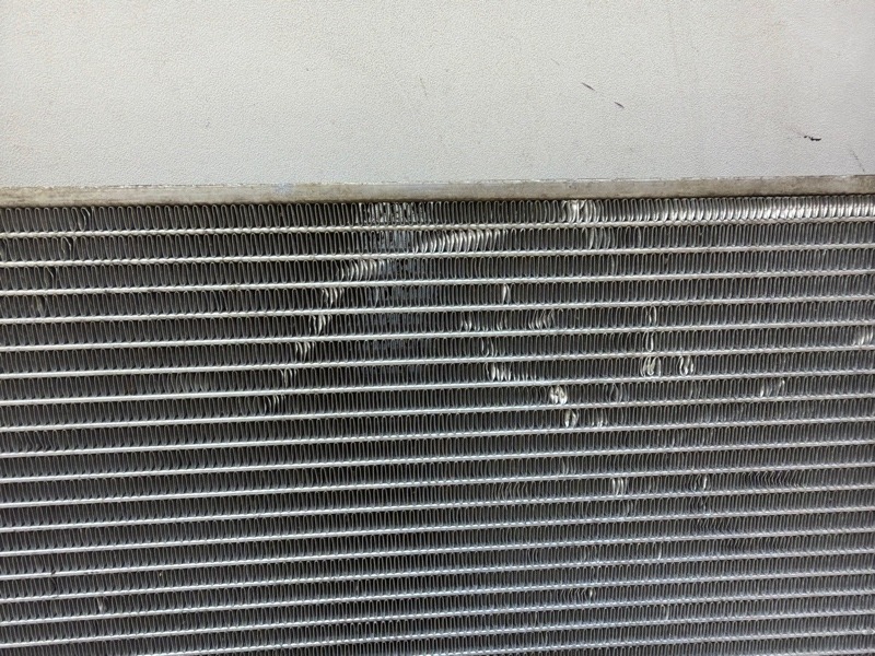 Радиатор кондиционера / конденсер