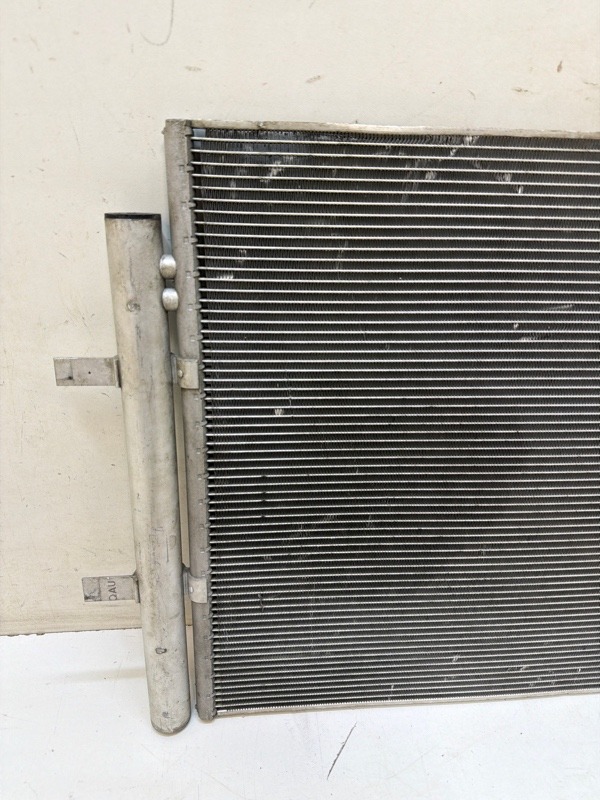 Радиатор кондиционера / конденсер