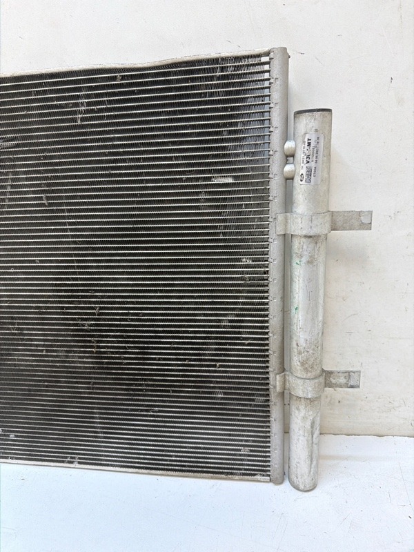 Радиатор кондиционера / конденсер
