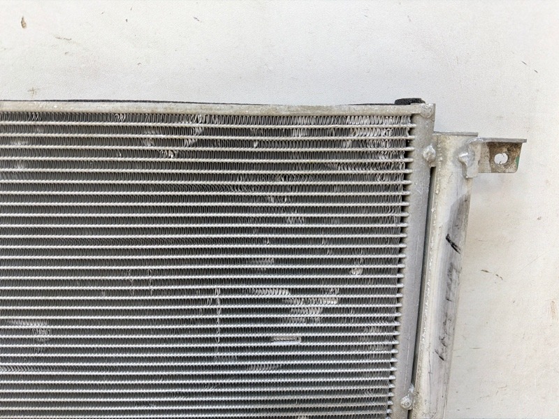 Радиатор кондиционера / конденсер