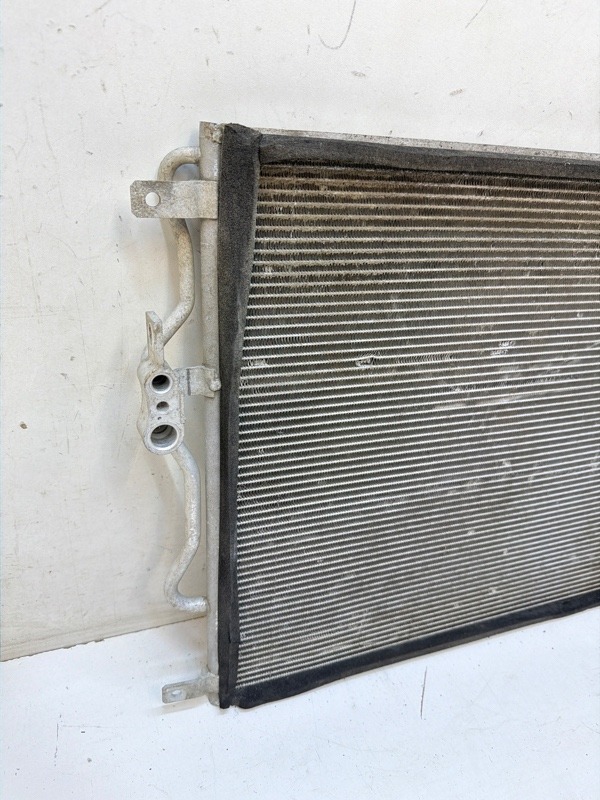 Радиатор кондиционера / конденсер