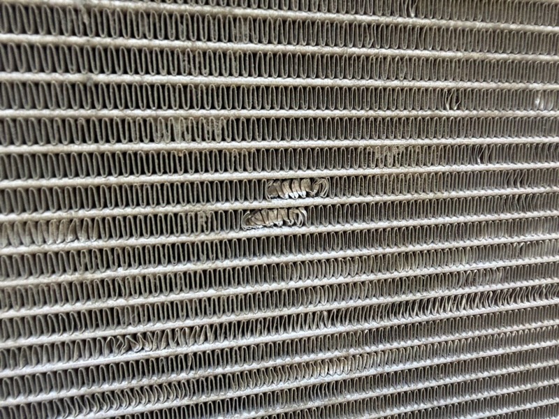 Радиатор кондиционера / конденсер