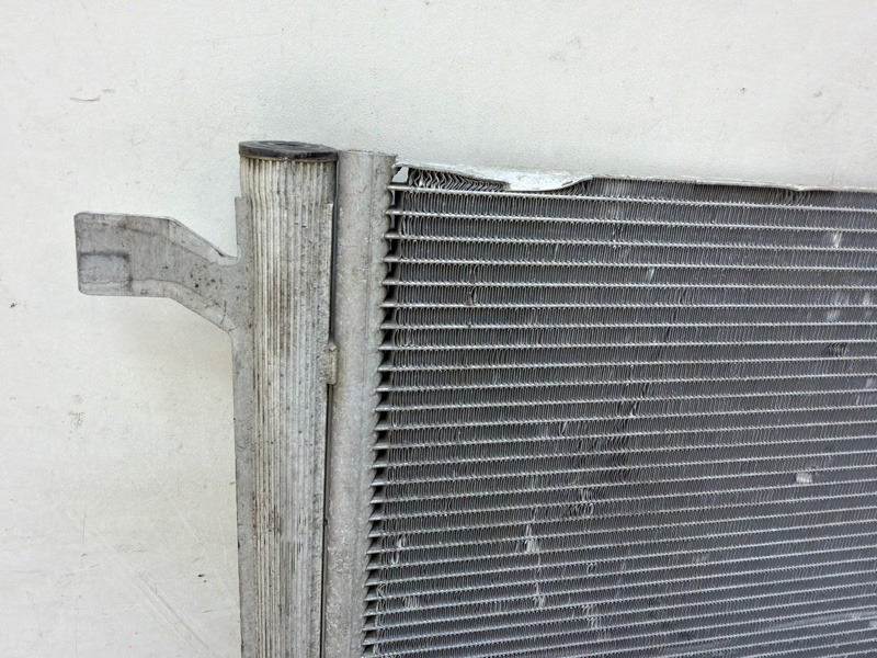 Радиатор кондиционера / конденсер