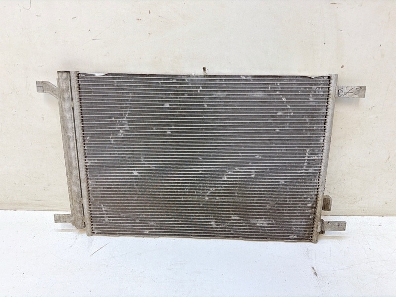 Радиатор кондиционера / конденсер