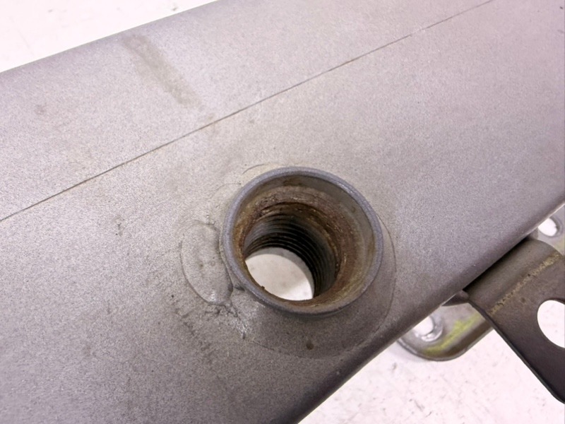 Усилитель переднего бампера