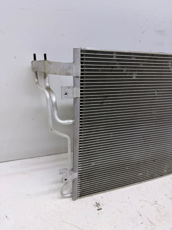 Радиатор кондиционера / конденсер