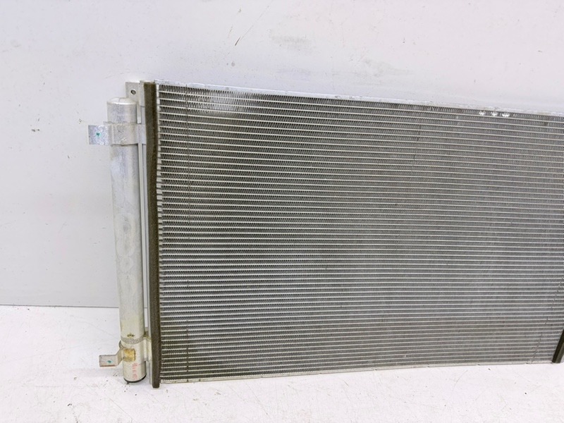 Радиатор кондиционера / конденсер