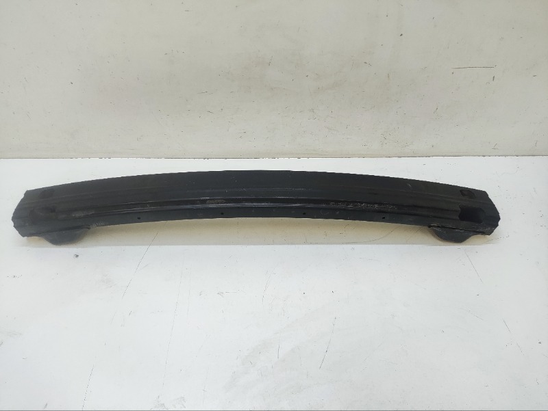 Усилитель заднего бампера