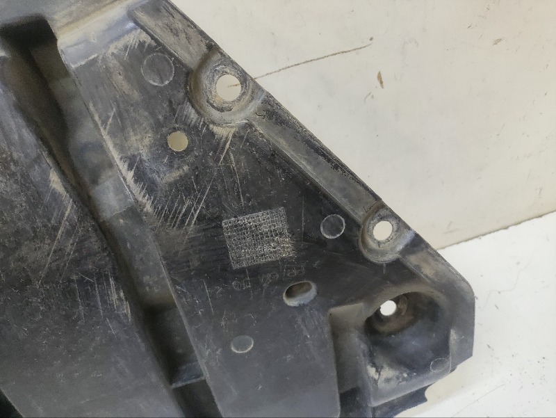 Пыльник двигателя