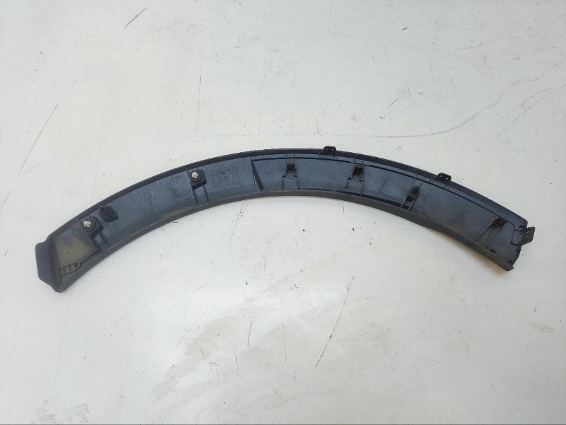 Накладка заднего крыла правого