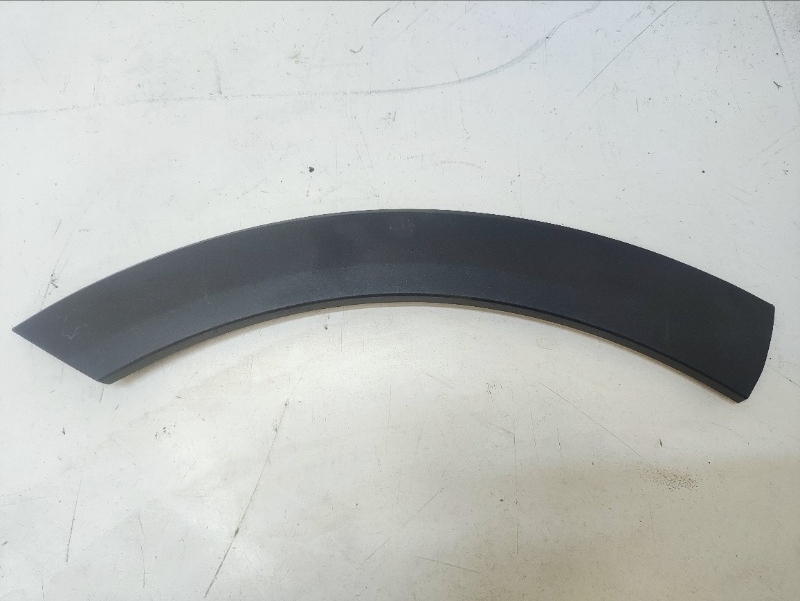 Накладка заднего крыла правого