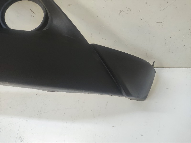 Спойлер переднего бампера