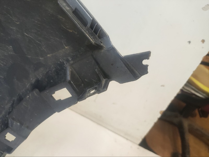 Бампер передний