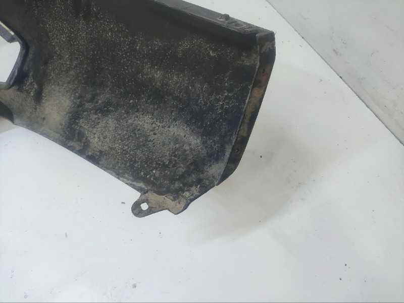 Спойлер заднего бампера