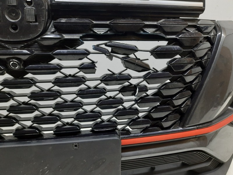 Бампер передний