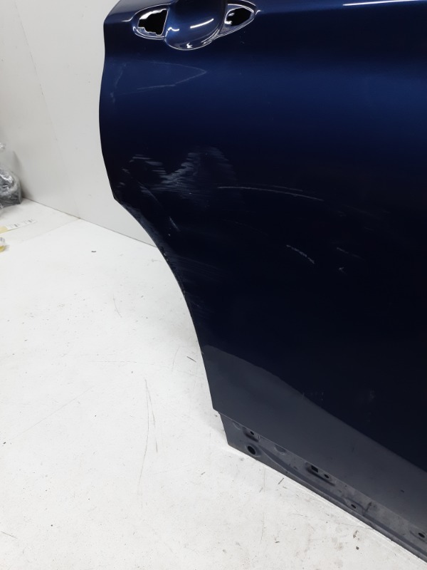 Дверь задняя правая