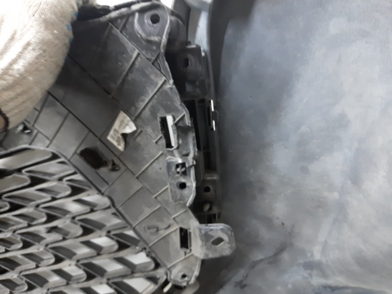 Бампер передний