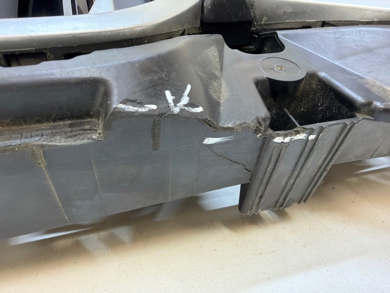 Решетка радиатора