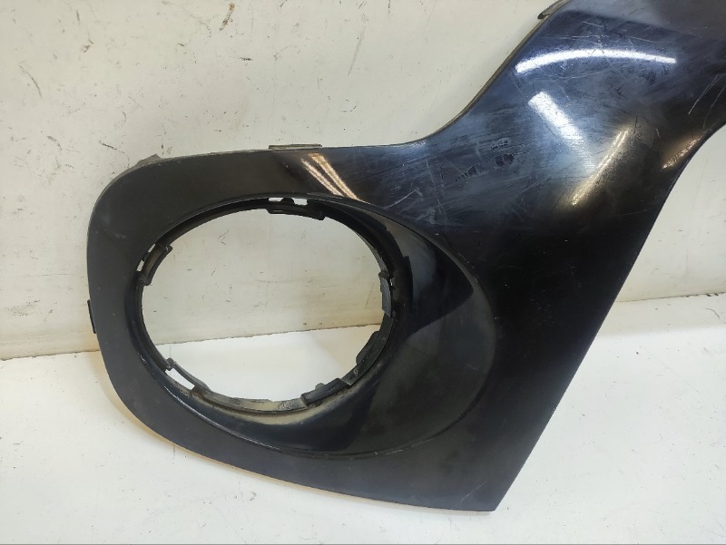 Накладка переднего бампера