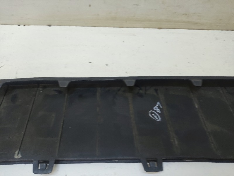 Спойлер переднего бампера