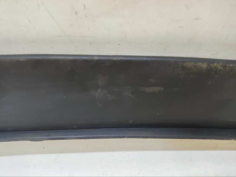 Спойлер переднего бампера